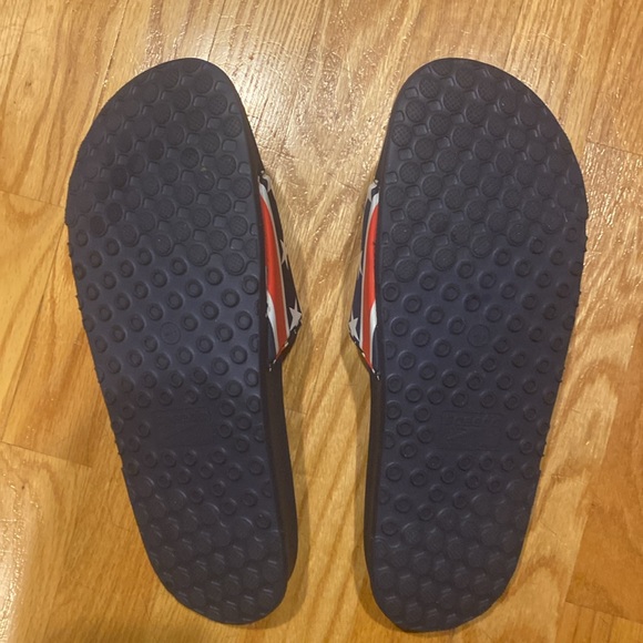 Speedo Stars and Stripes men’s slides, size 11 - Picture 2 of 5